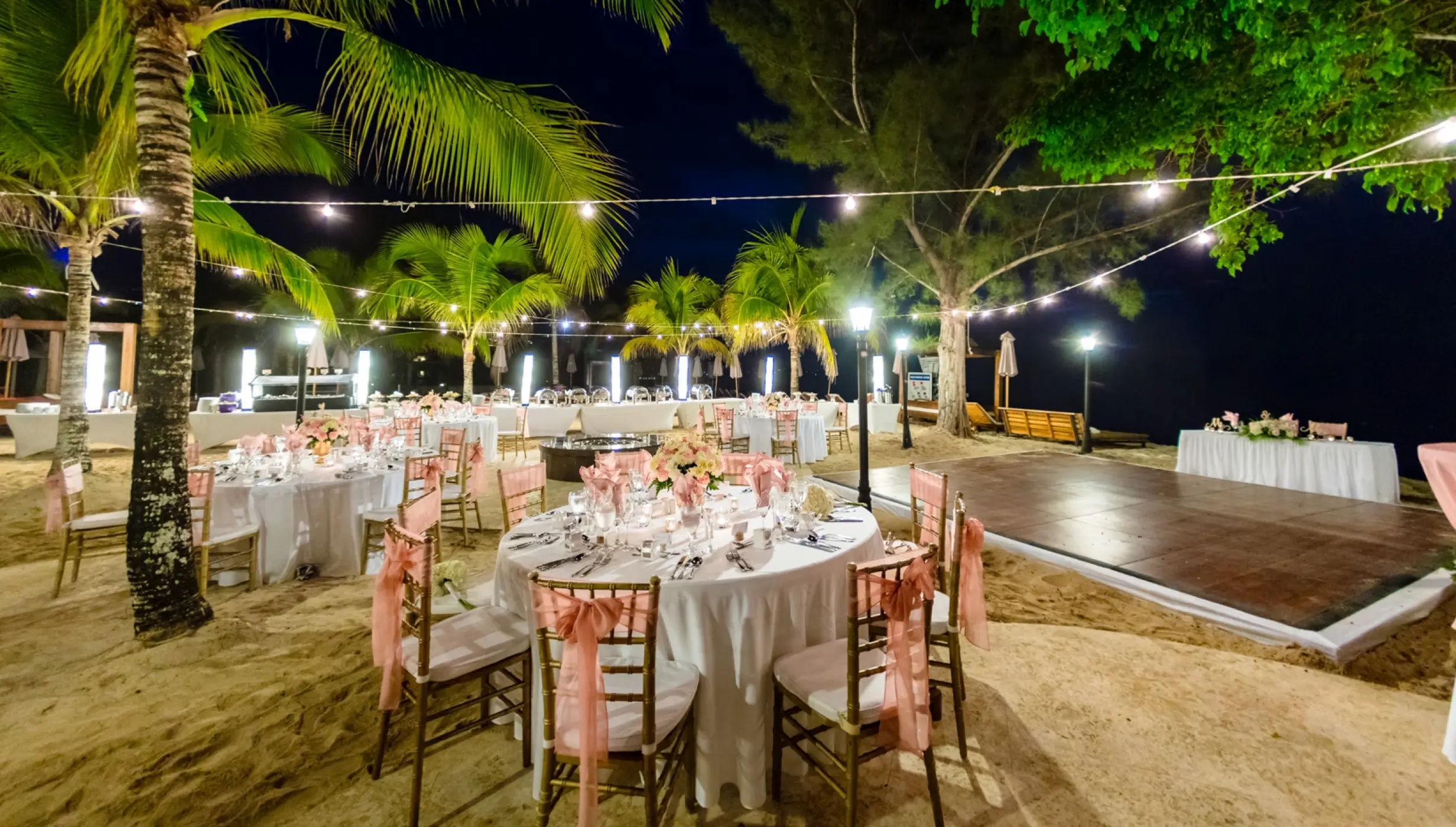 Reception dinner in the breathless beach club at Breathless Montego Bay