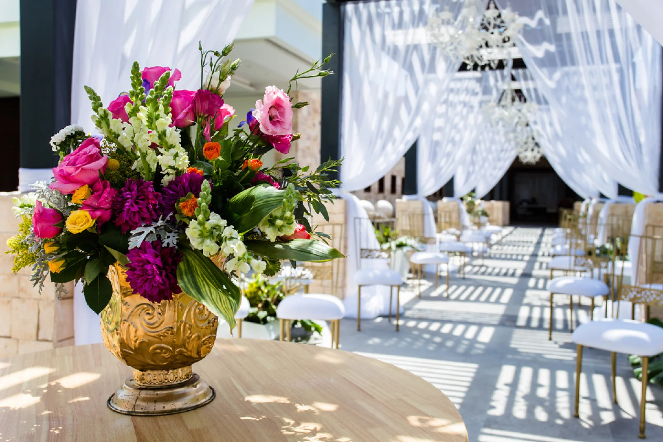 BREATHLESS RIVIERA CANCUN DECORATION