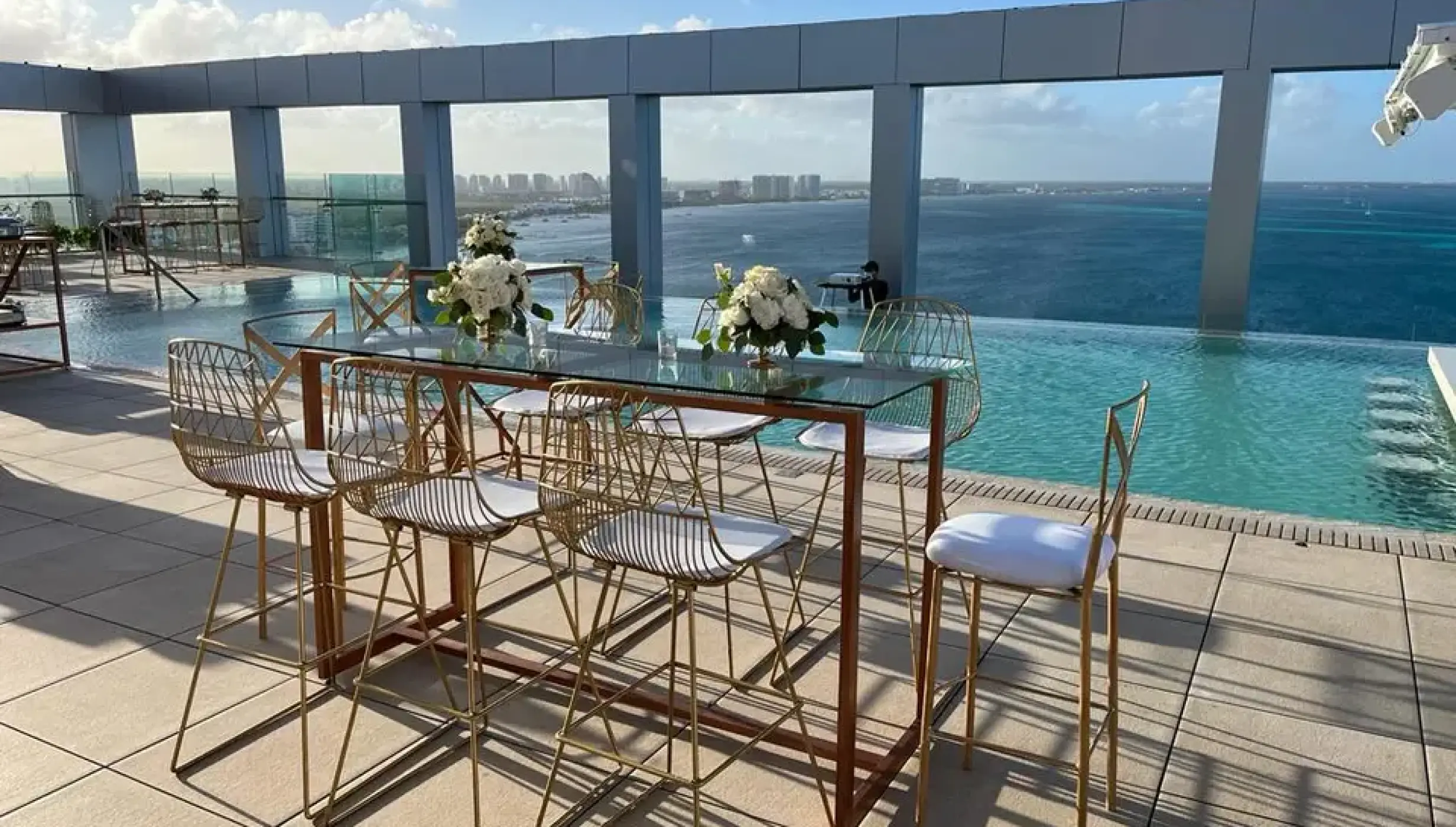 Cocktail party on the Caribbean Terrace at Breathless Cancun Soul Resort and Spa