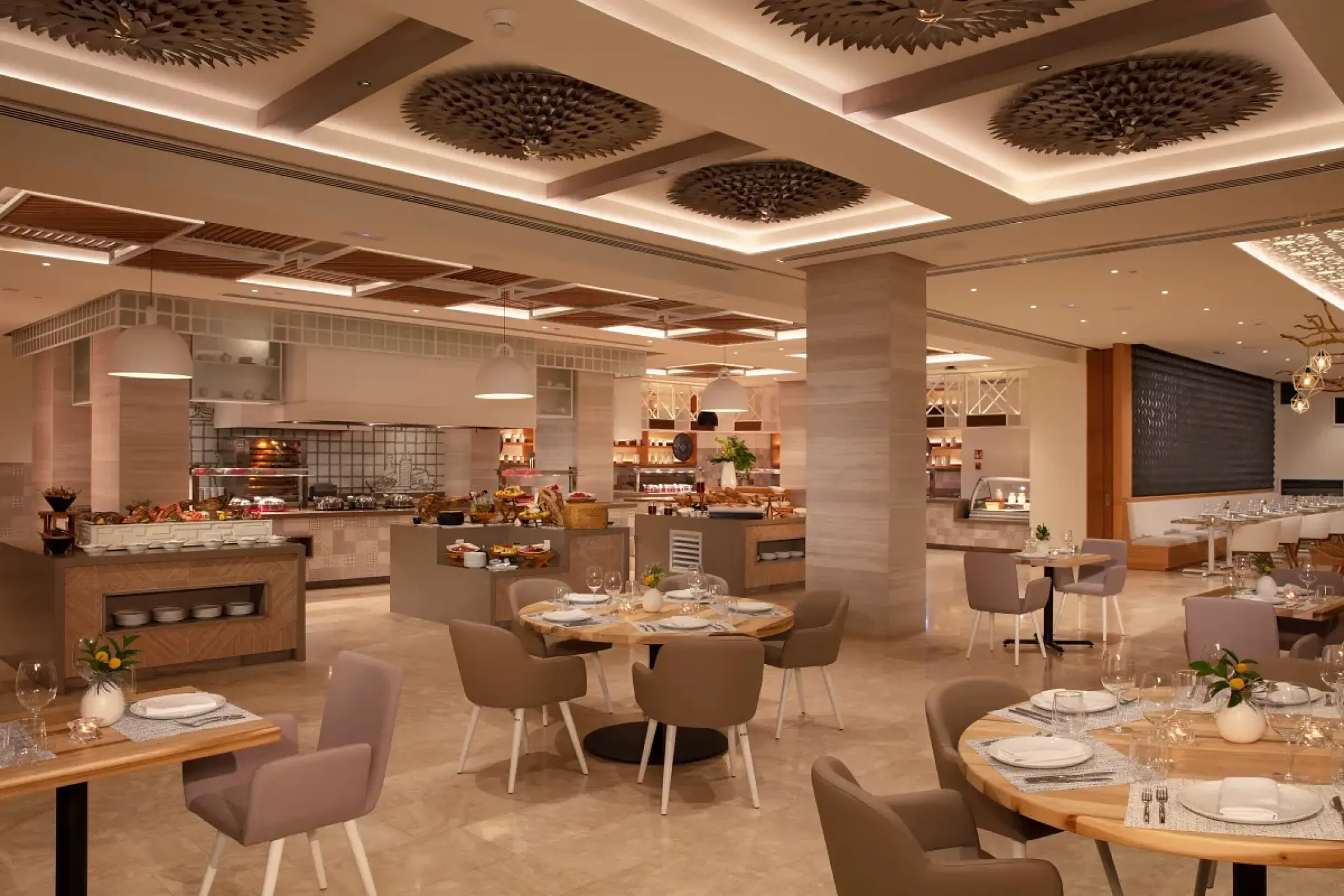 Spoon restaurant at Breathless Cancun Soul Resort & Spa