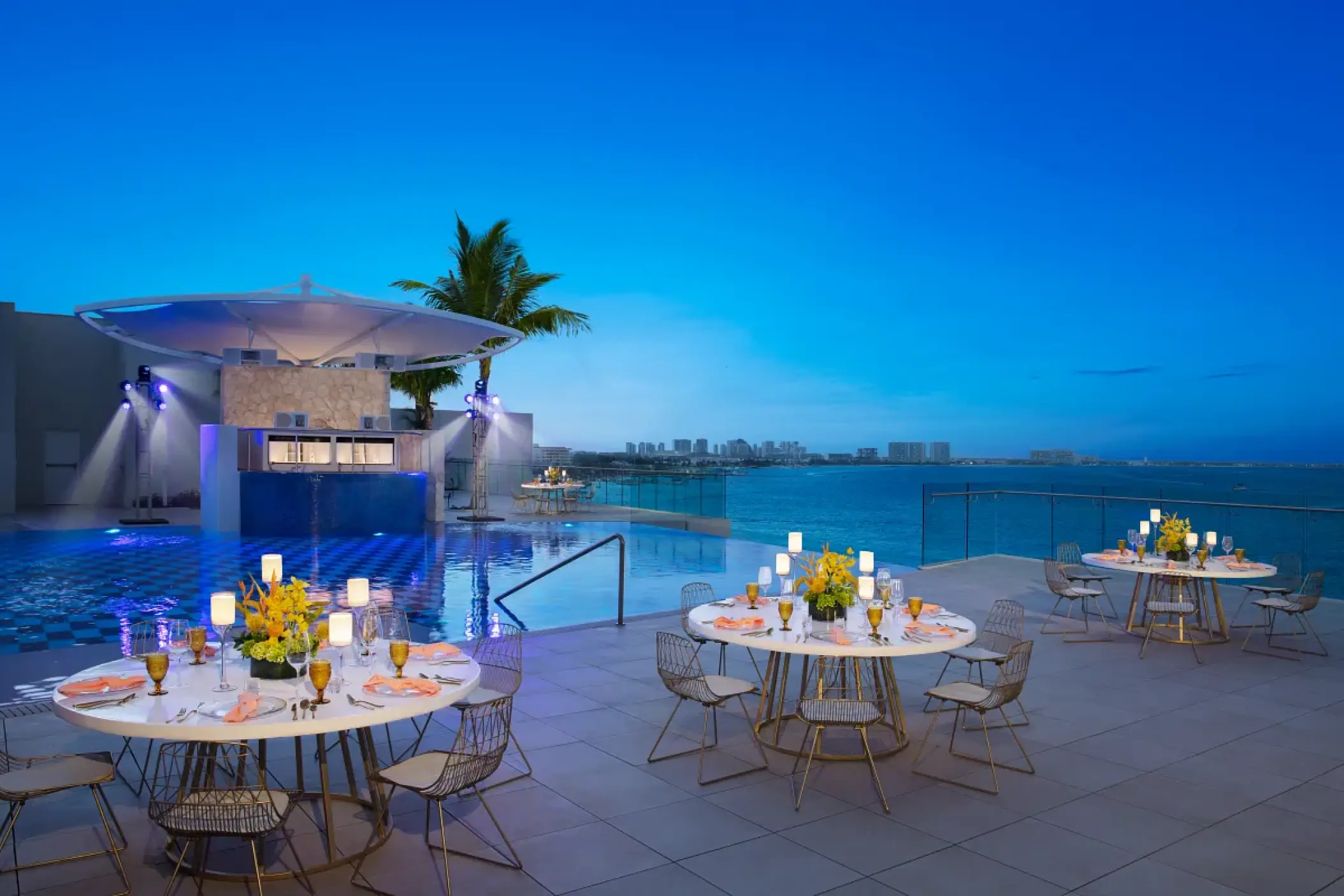 Rooftop wedding reception at Breathless Cancun Soul by the xcelerate pool, Cancun