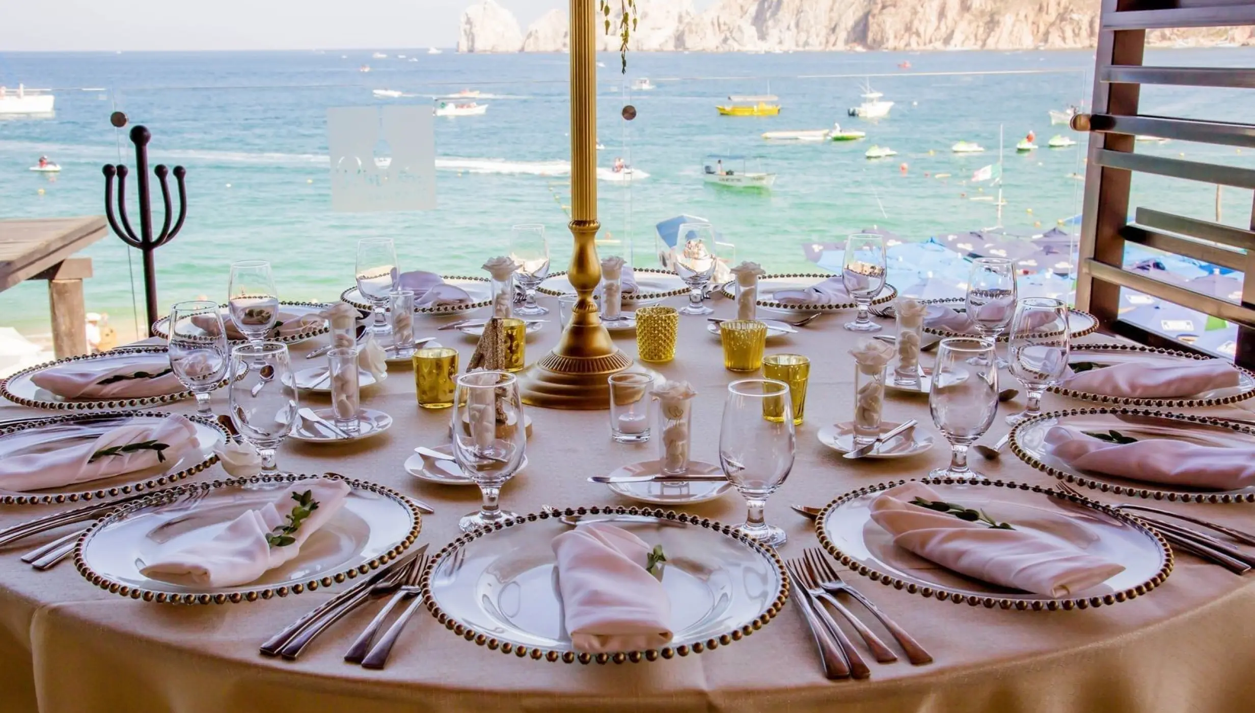Dinner reception on the 12 tribus restaurant at Casa Dorada Los Cabos