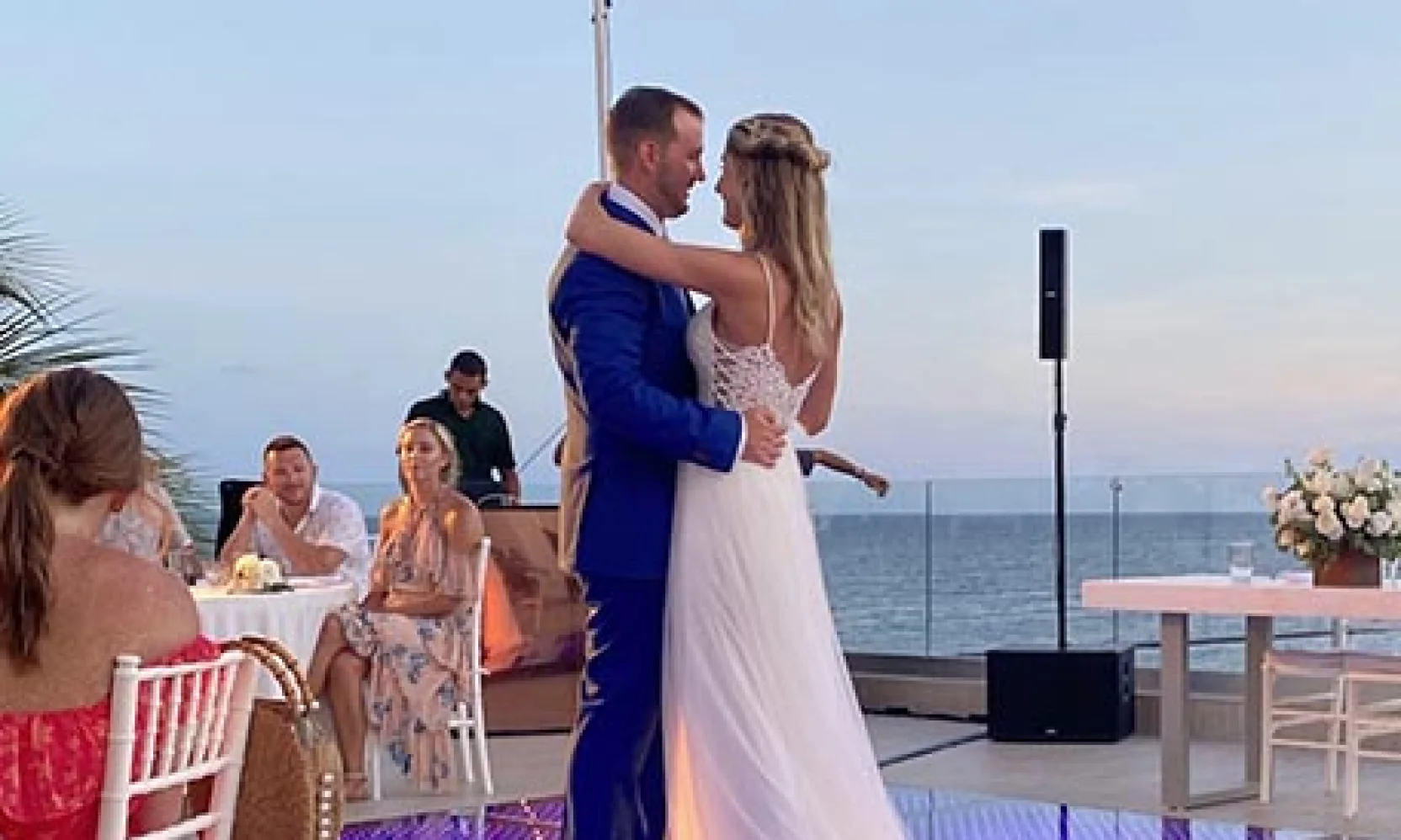 groom and bride's first dance