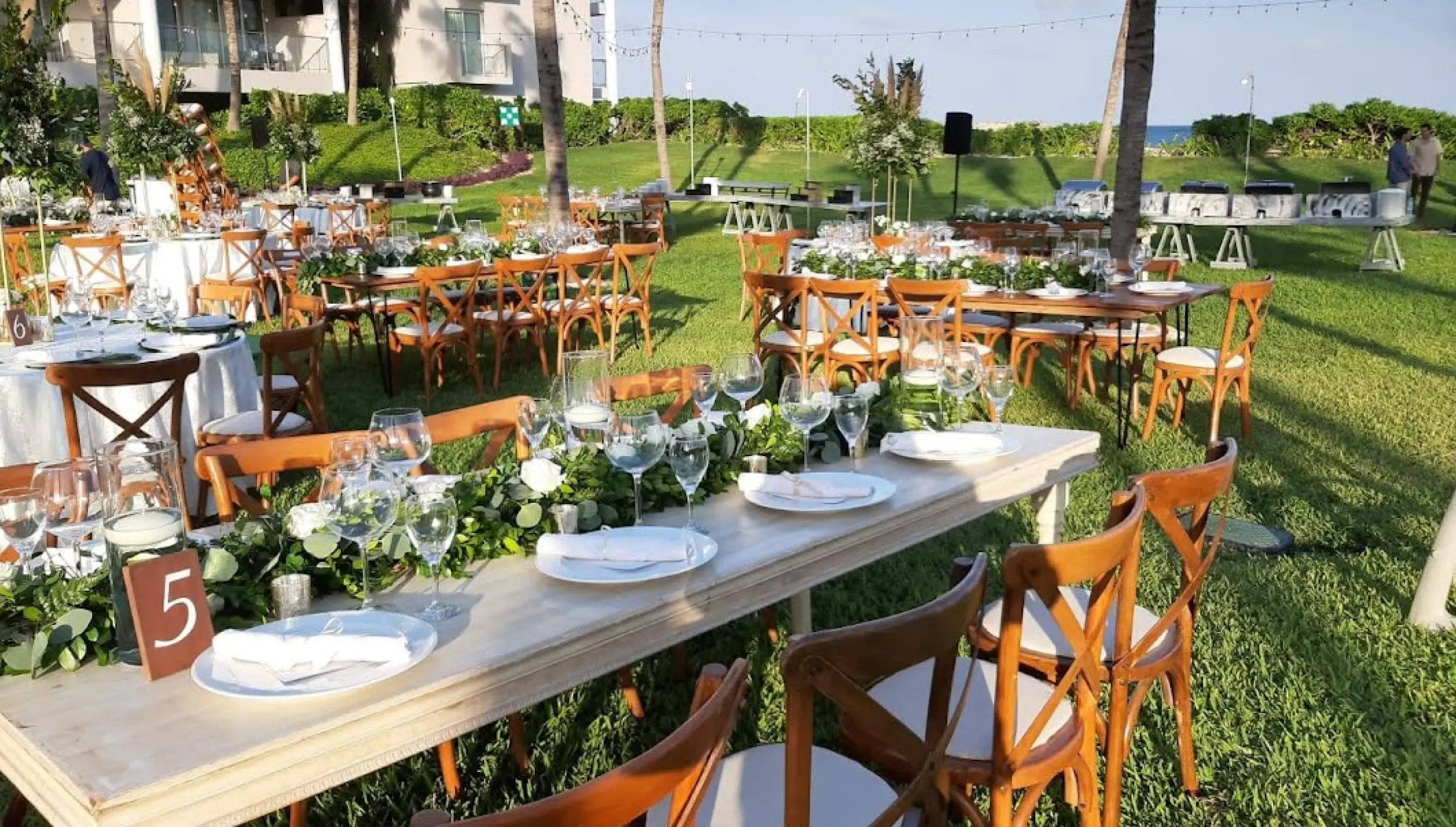 Dinner reception on the garden at Dreams Jade resort and spa