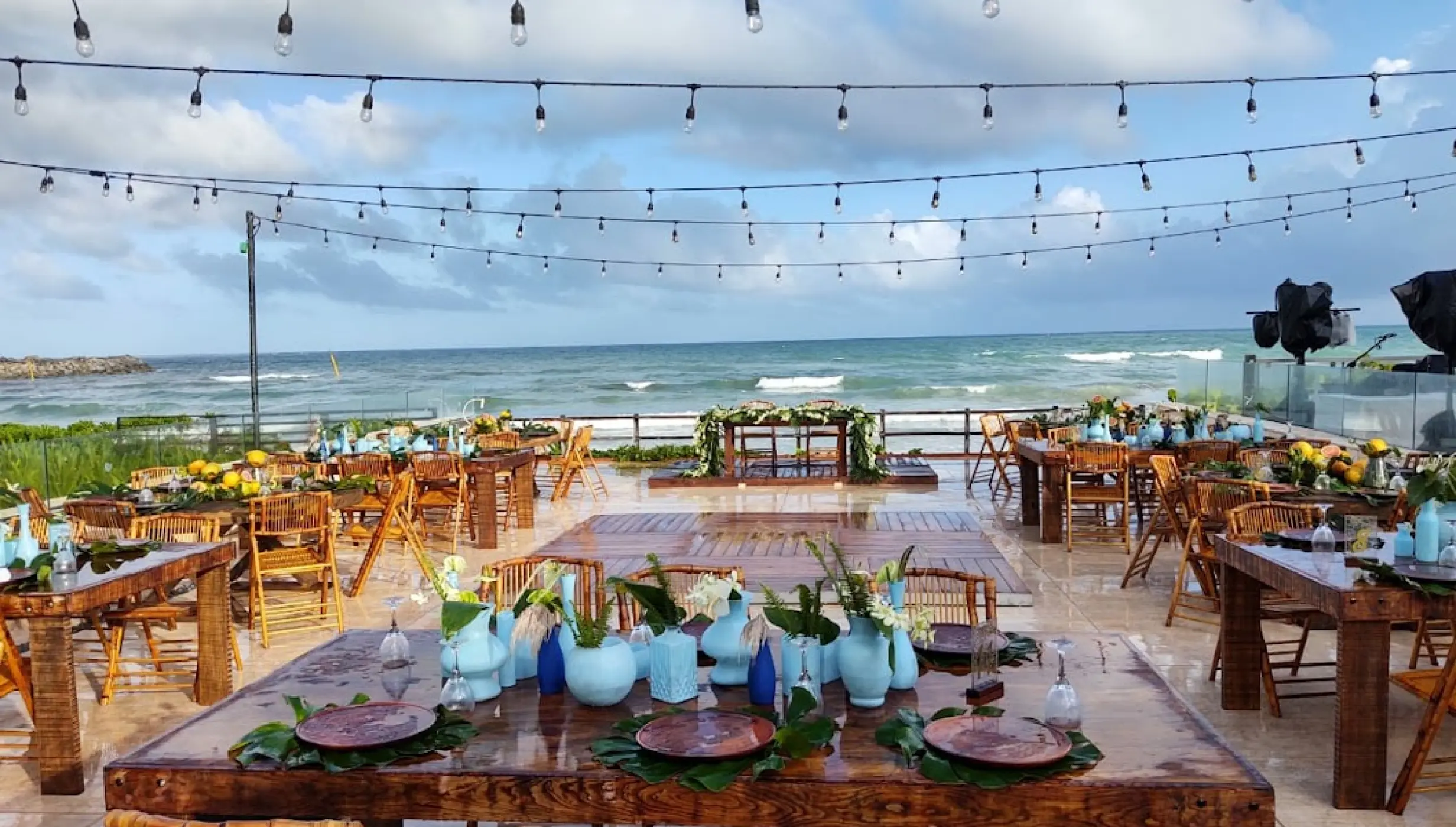 Dinner reception on La Terraza at Dreams Jade Resort and Spa