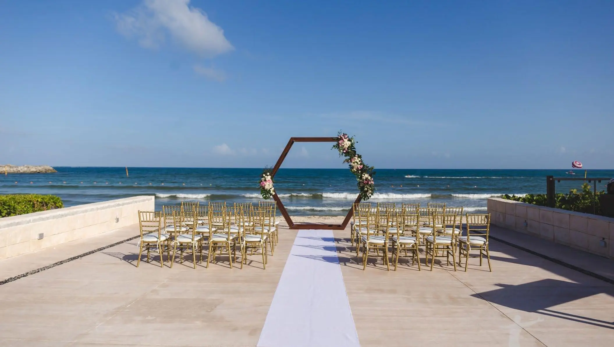 Terrace wedding ceremony at Dreams Jade, Riviera Maya