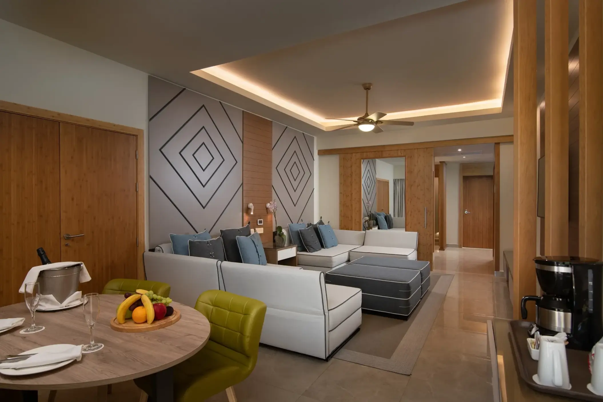 Family suite living and dining area at Dreams Onyx, Punta Cana