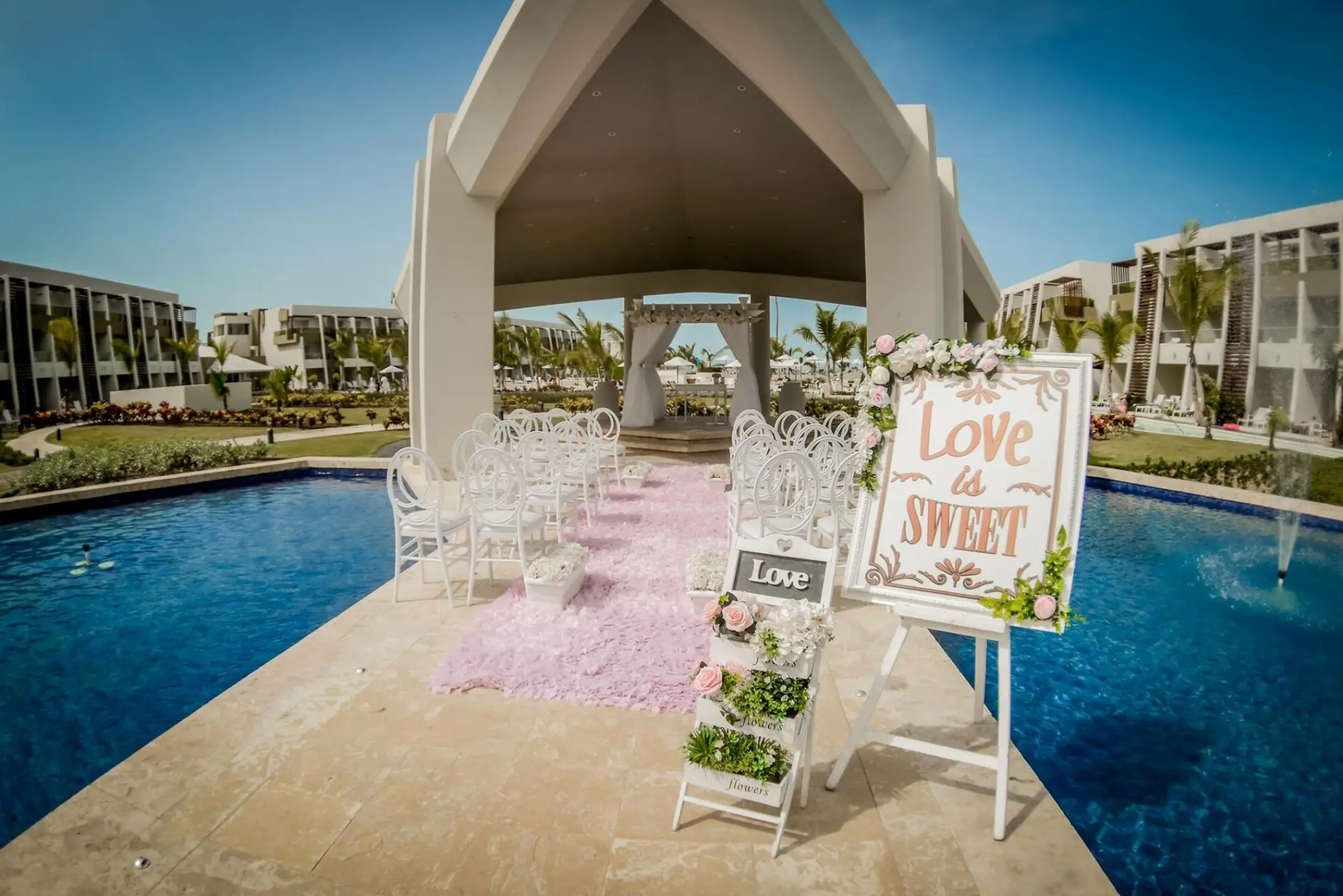 Fountain gazebo wedding ceremony setup at Dreams Onyx, Punta Cana