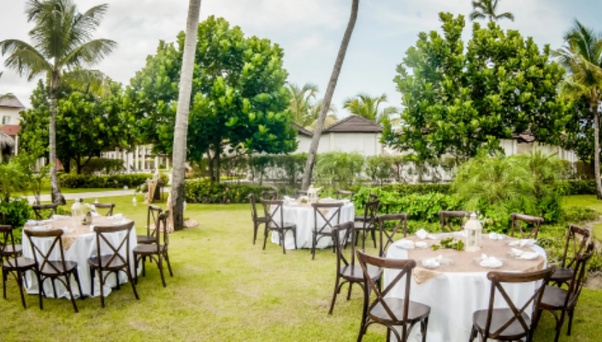 Dinner decor on the GARDEN at Dreams Onyx Resort & Spa
