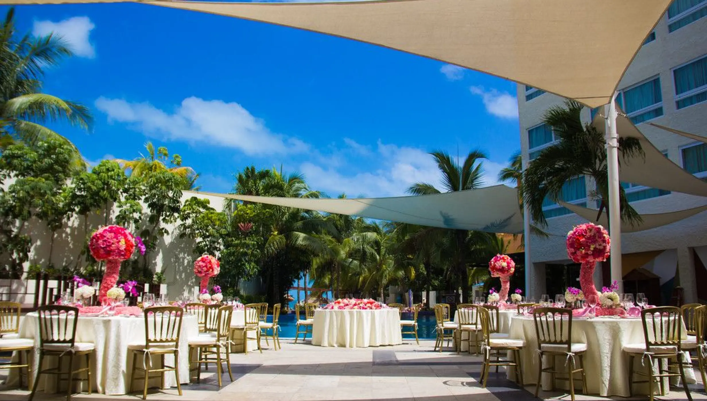 El Patio Terrace venue at Dreams Sands Cancun Resort and Spa