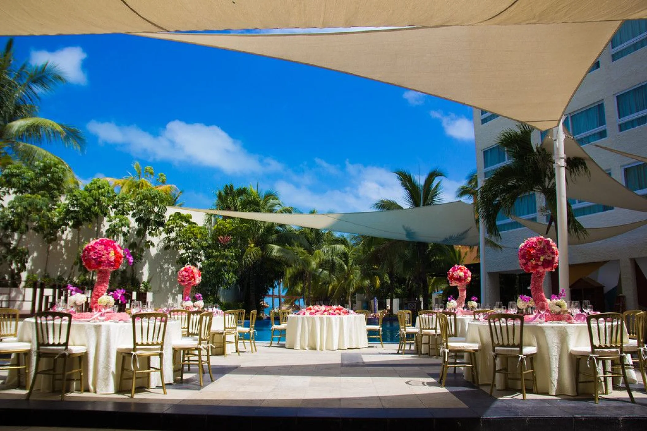 El Patio Terrace venue at Dreams Sands Cancun Resort and Spa
