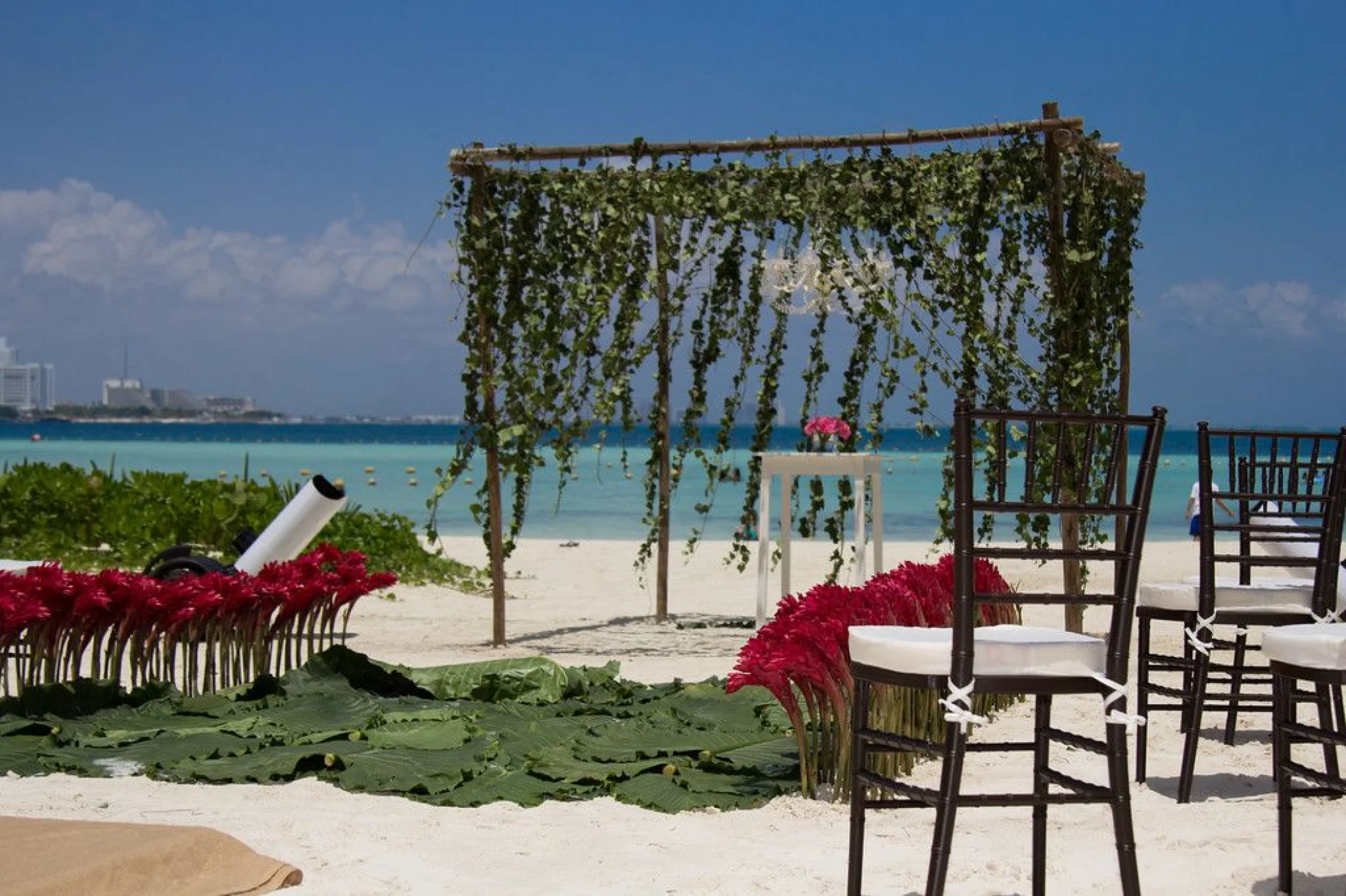 Ceremony in Waves and sand venue at Dreams Sands Cancun resort and spa