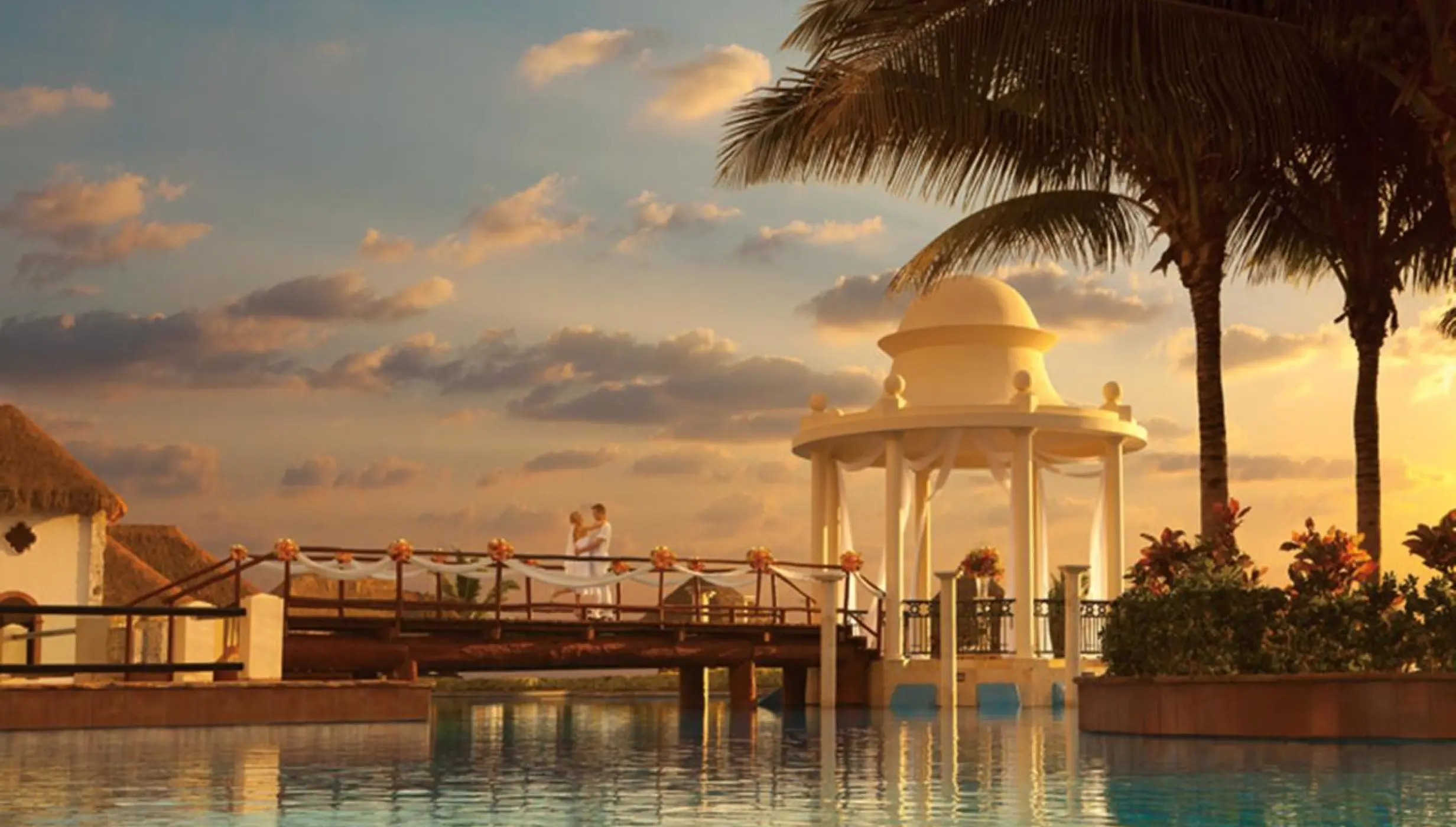 Dreams Sapphire Resort gazebo in pool wedding venue