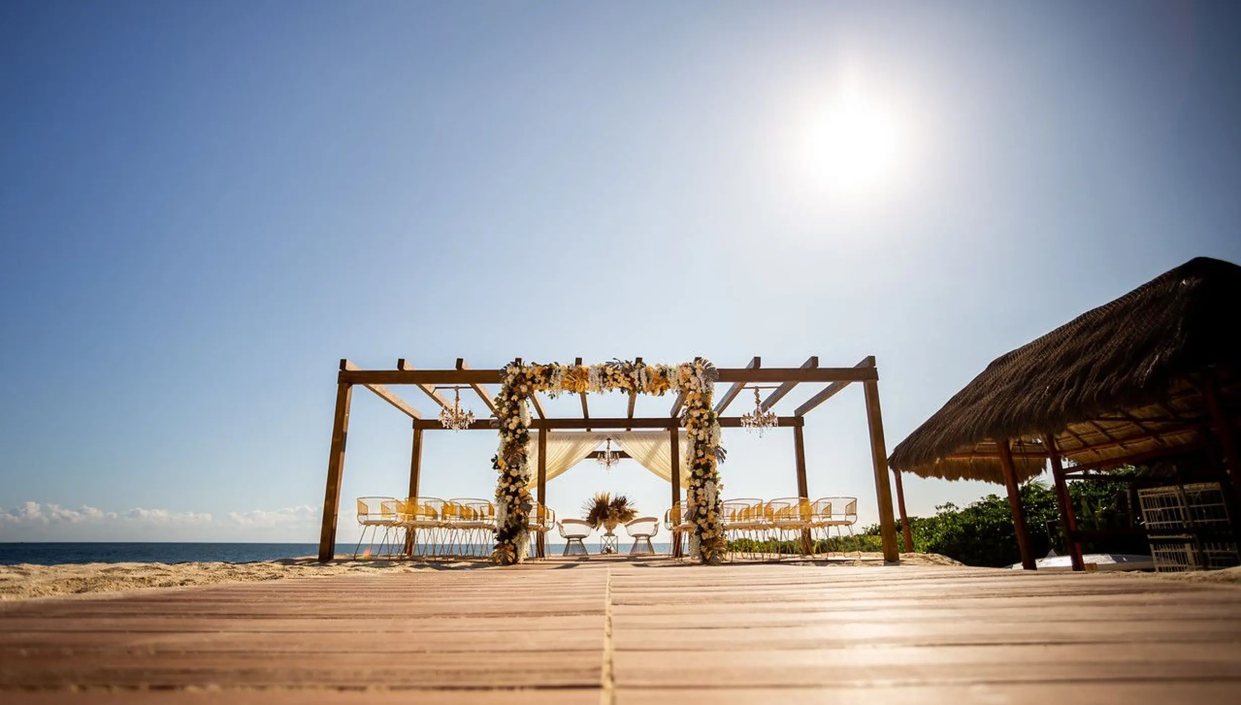 Vista del mar Pergola and Terrace venue at Dreams Sapphire Resort