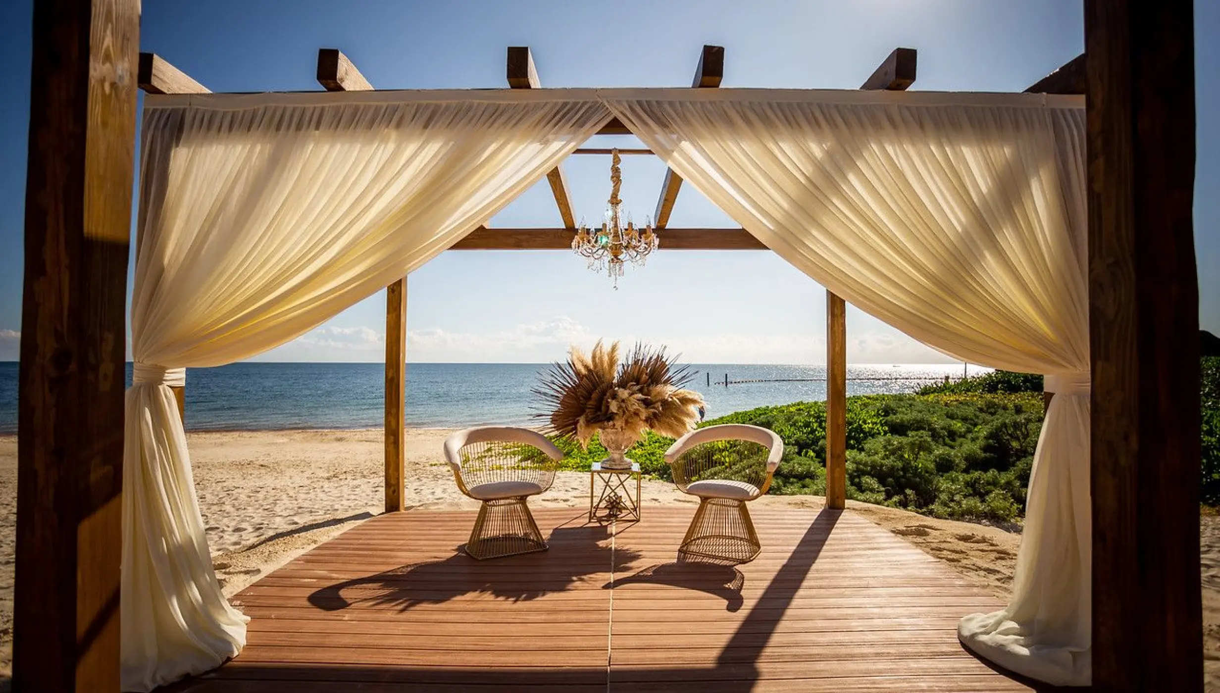 Vista del mar Pergola and Terrace venue at Dreams Sapphire Resort