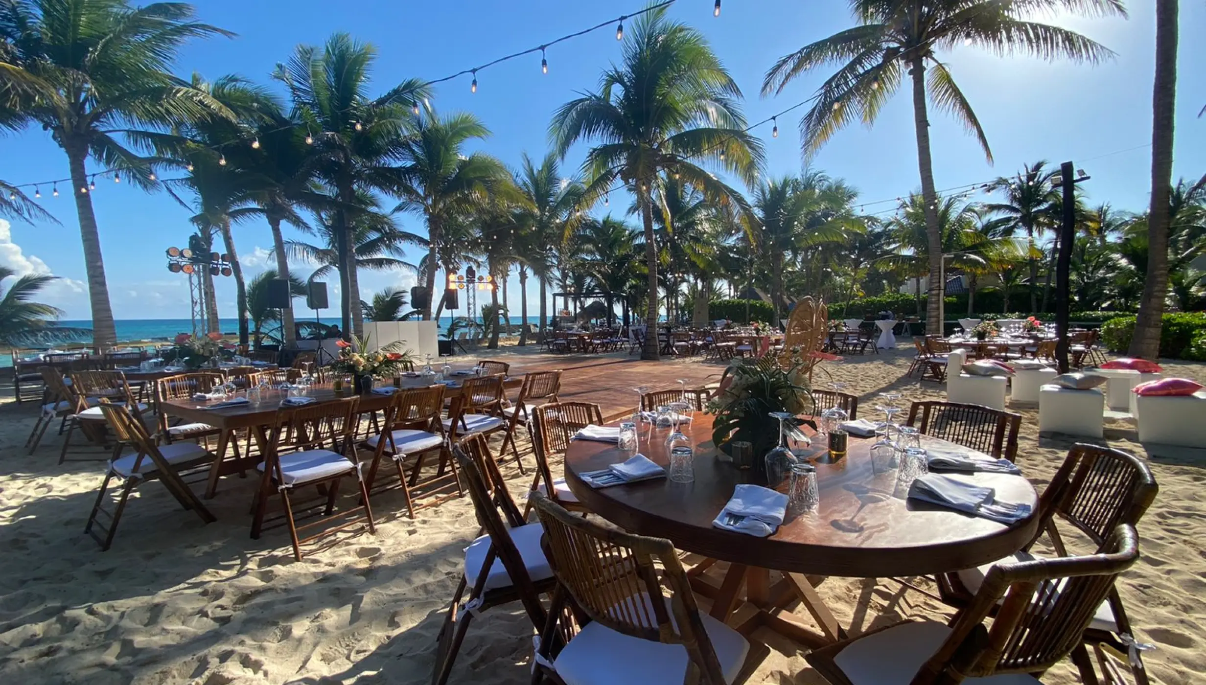Fuentes Beach Gazebo venue at El Dorado Resort