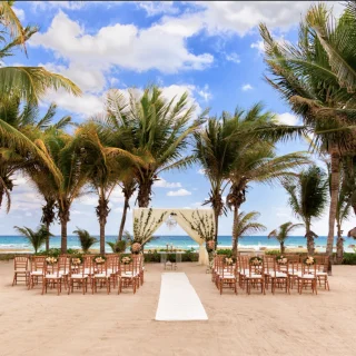 Fuentes Beach Gazebo venue at El Dorado Resort