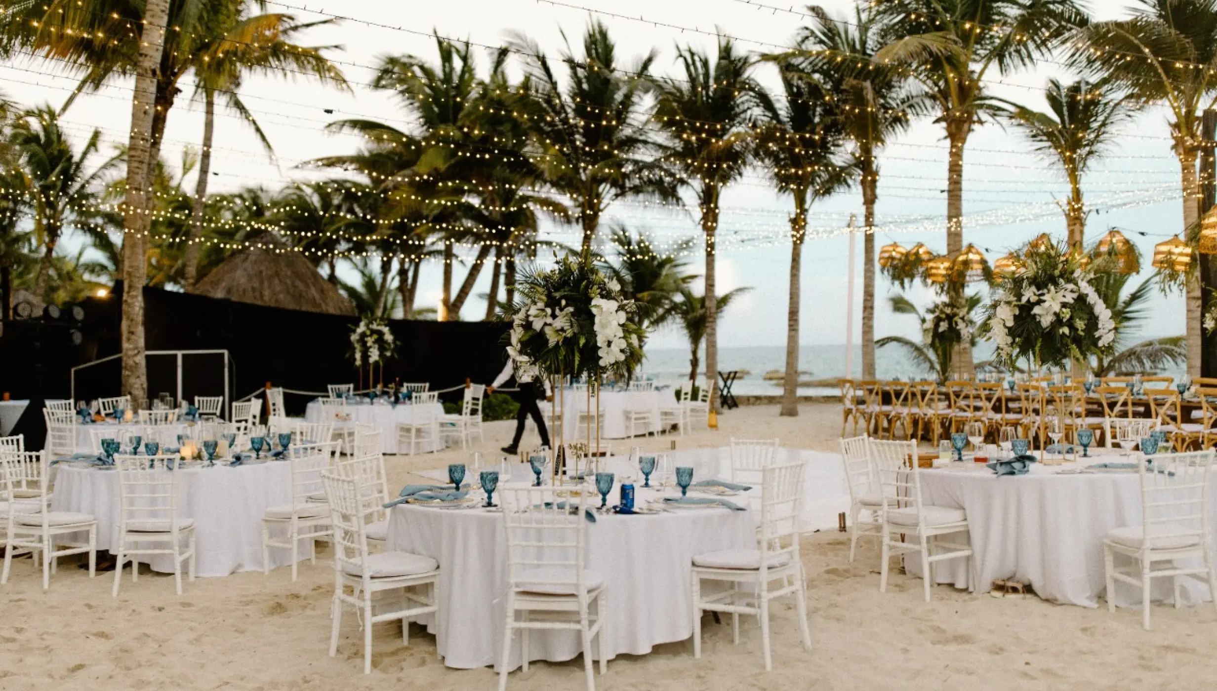 Fuentes Beach Gazebo venue at El Dorado Resort