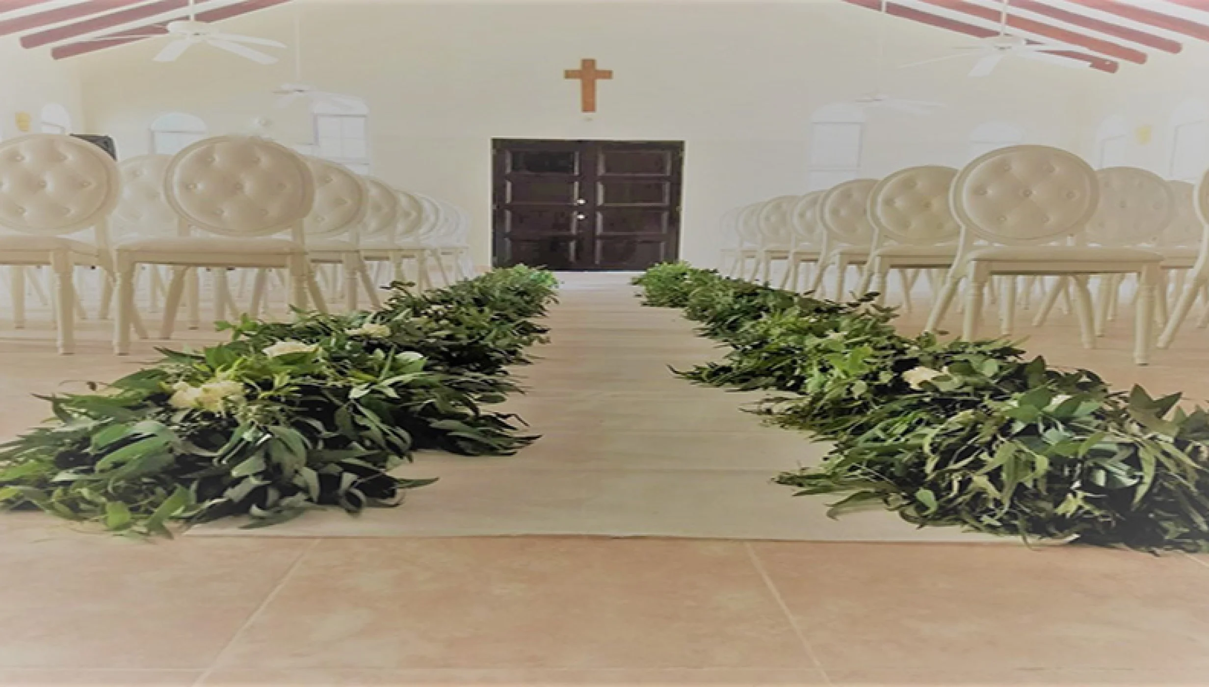 Catholic ceremony in Chapel venue at El dorado maroma