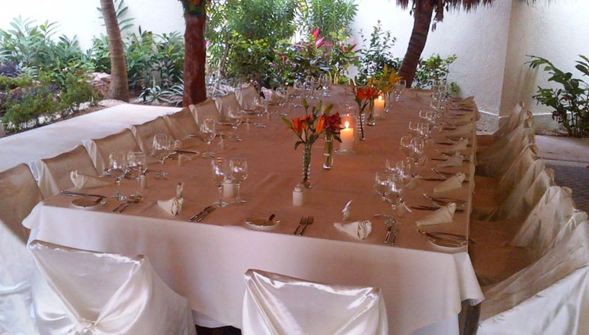 Mios restaurant venue at El dorado maroma