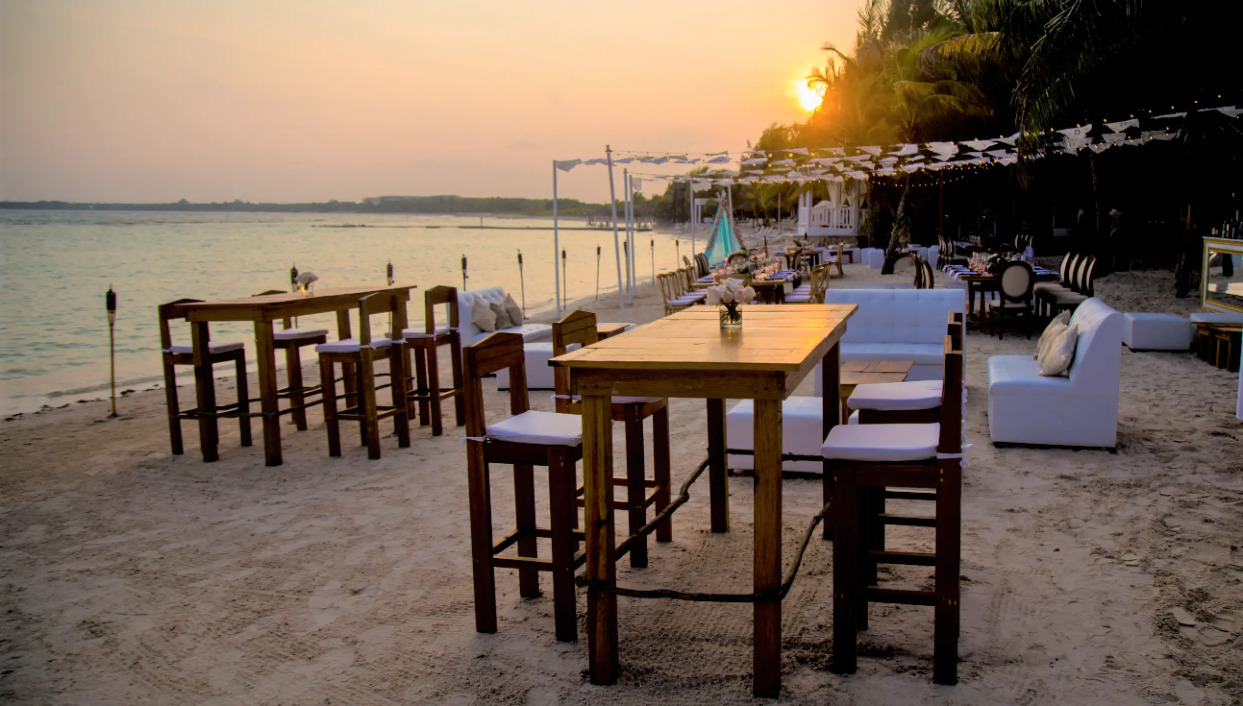 El dorado seaside suites Beach area at palms section venue