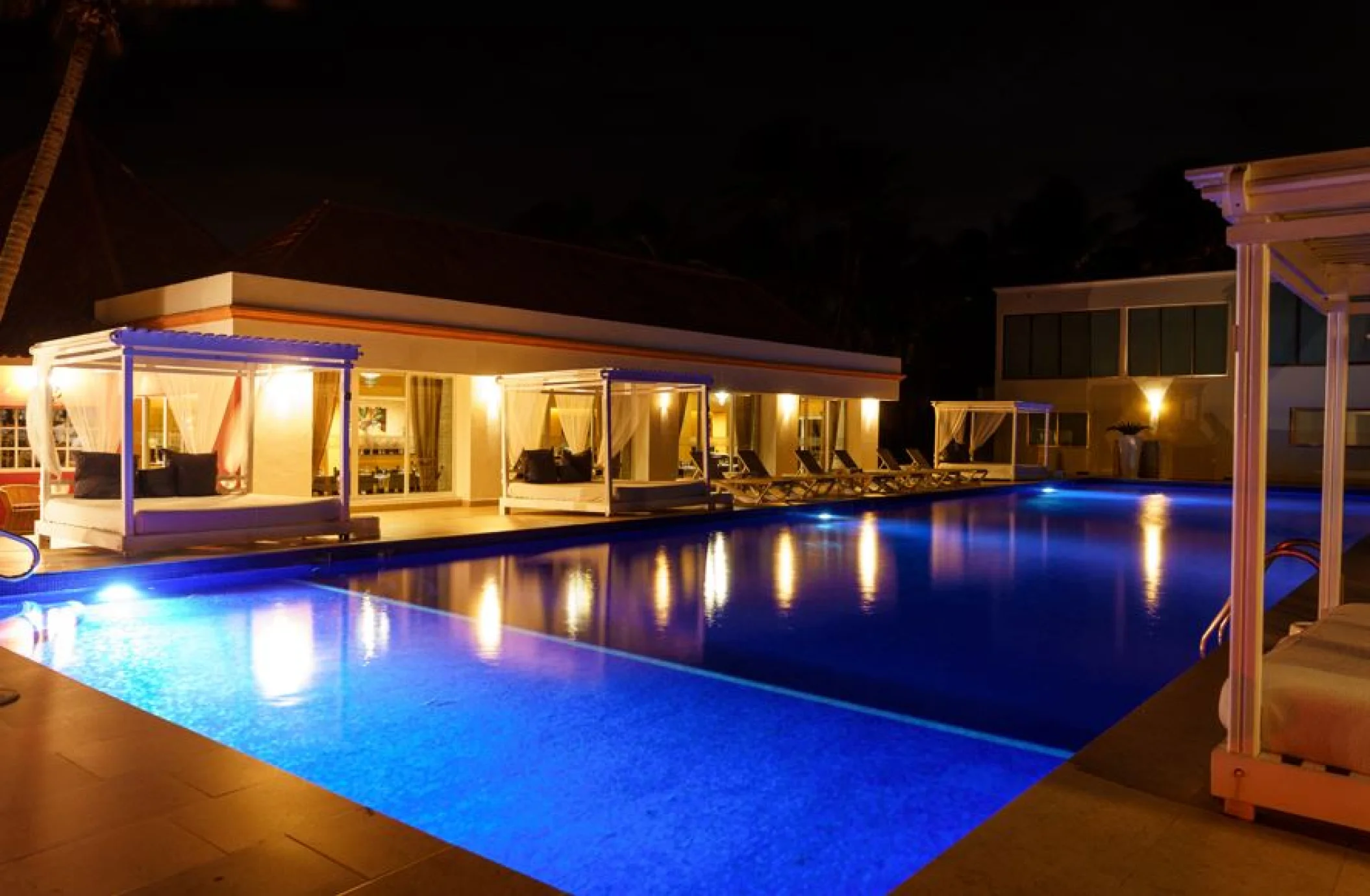 Cotorros Pool Party venue at El dorado seaside suites