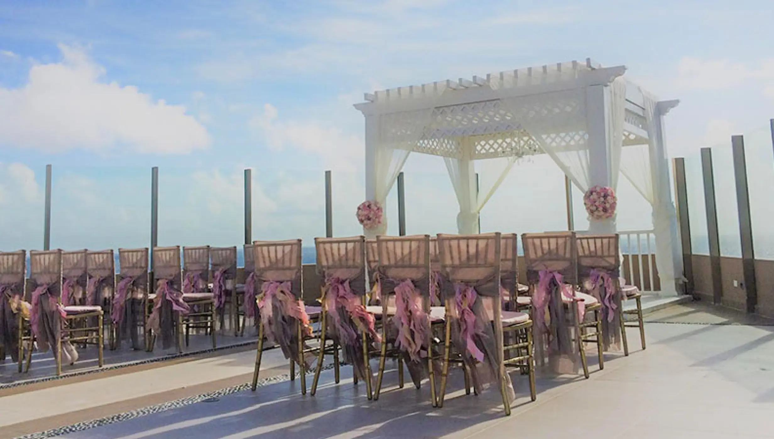 sky deck in infinity section edss at El dorado seaside suites