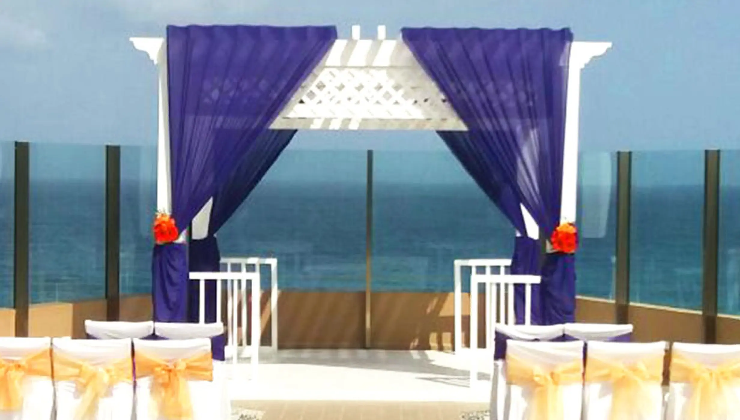 sky deck in infinity section edss at El dorado seaside suites