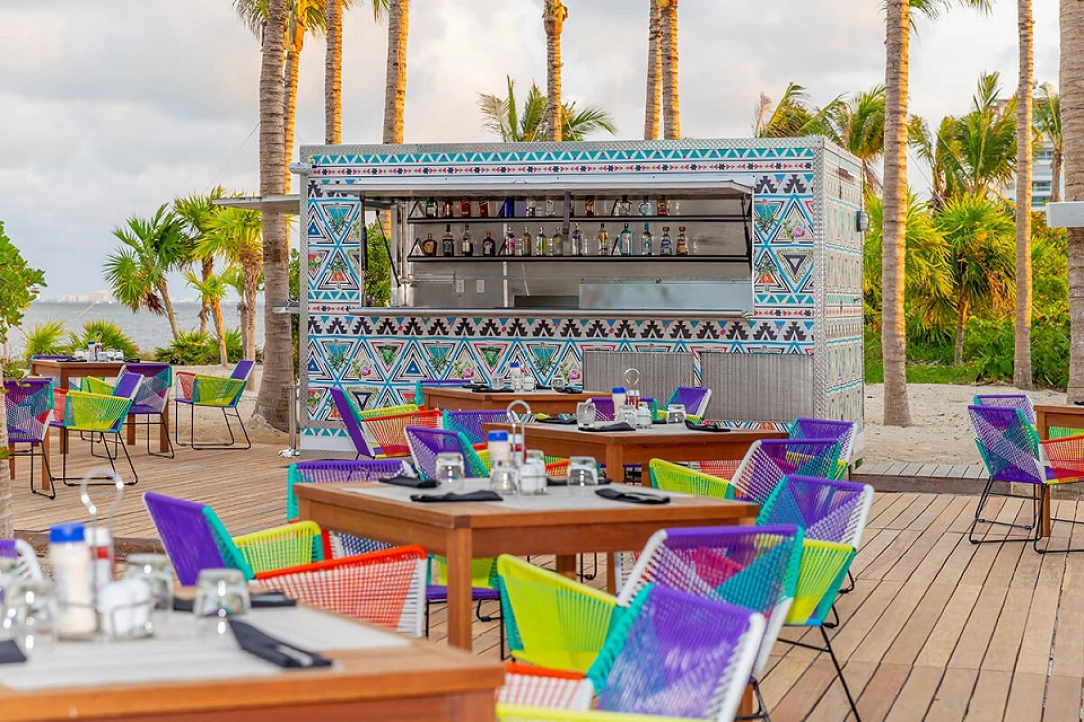 snack restaurant and bar at garza blanca cancun
