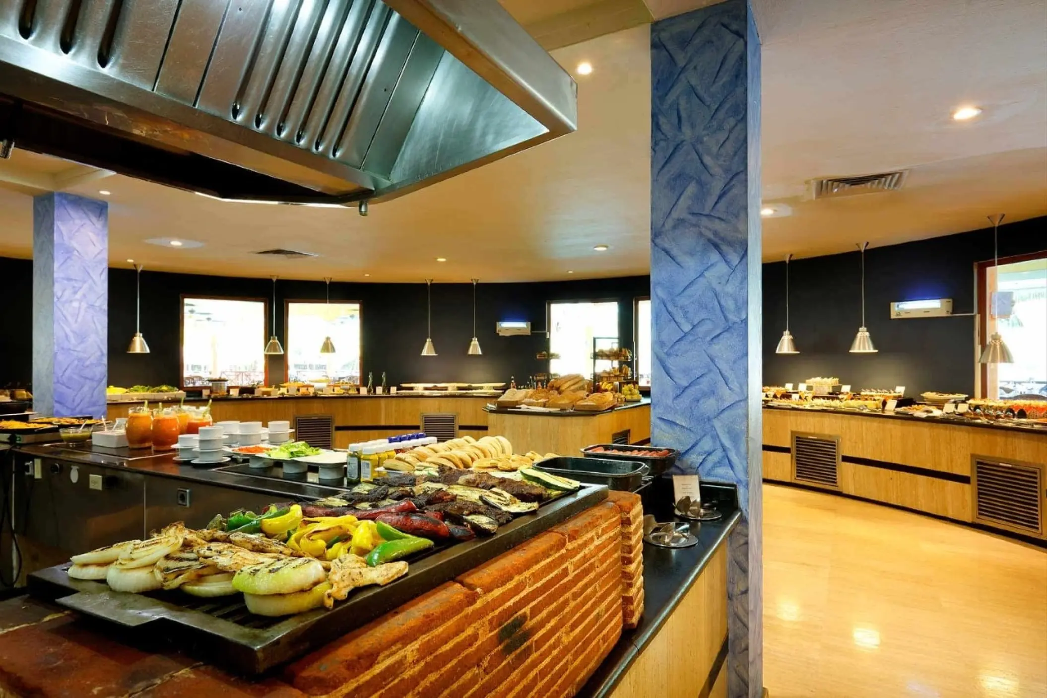 Buffet station with grilled vegetables and breads at Grand Palladium Colonial, Riviera Maya