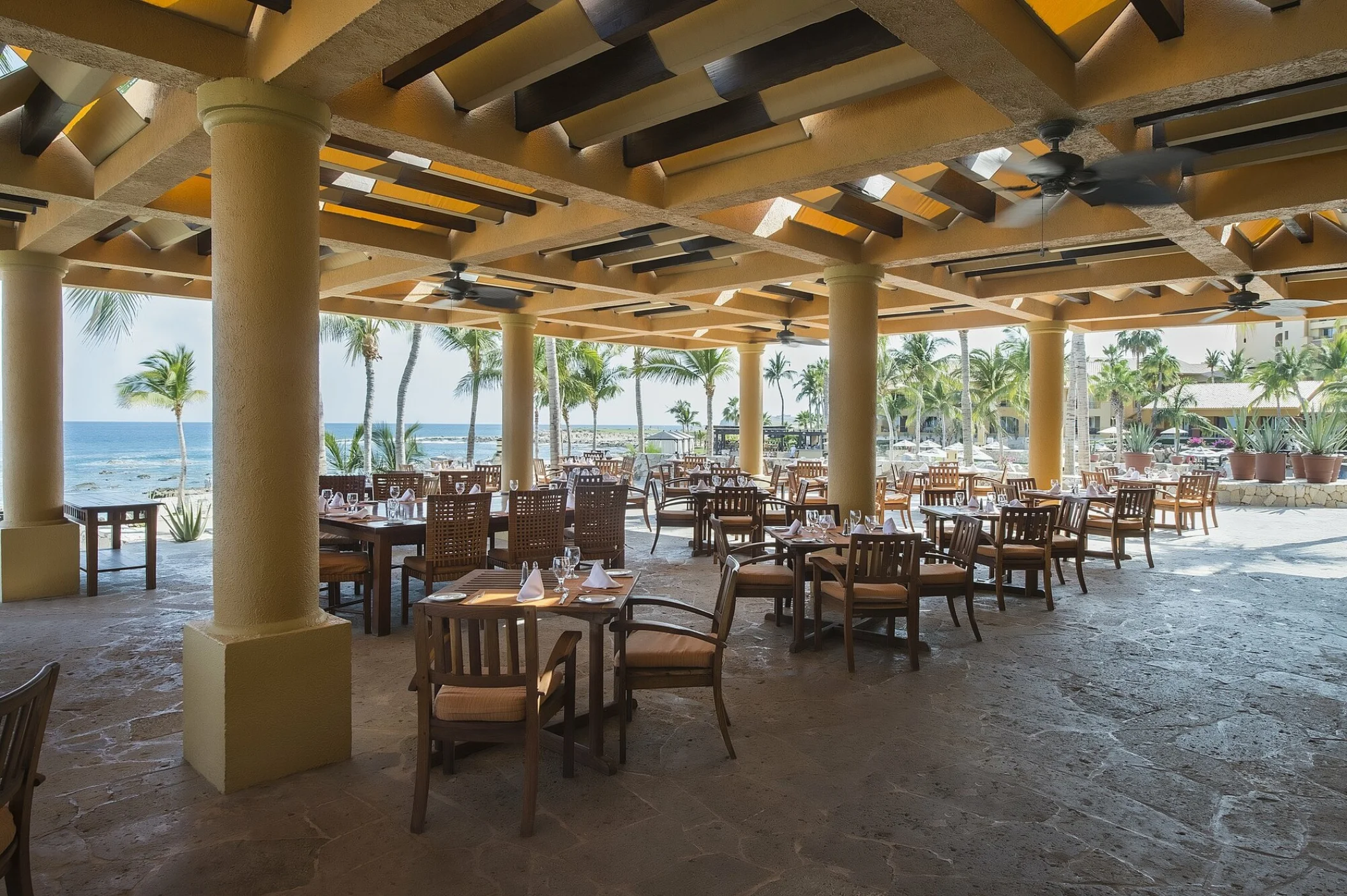 Peninsula restaurant at Grand Fiesta Americana Los Cabos All inclusive Golf and Spa