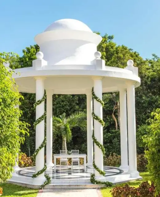 Garden Gazebo venue at Grand Palladium Resort and Spa