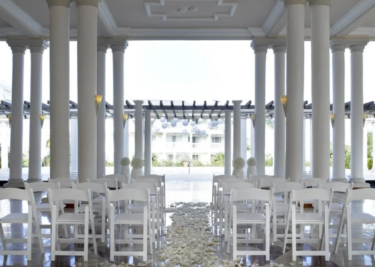 Ceremony decor at Grand Palladium Jamaica