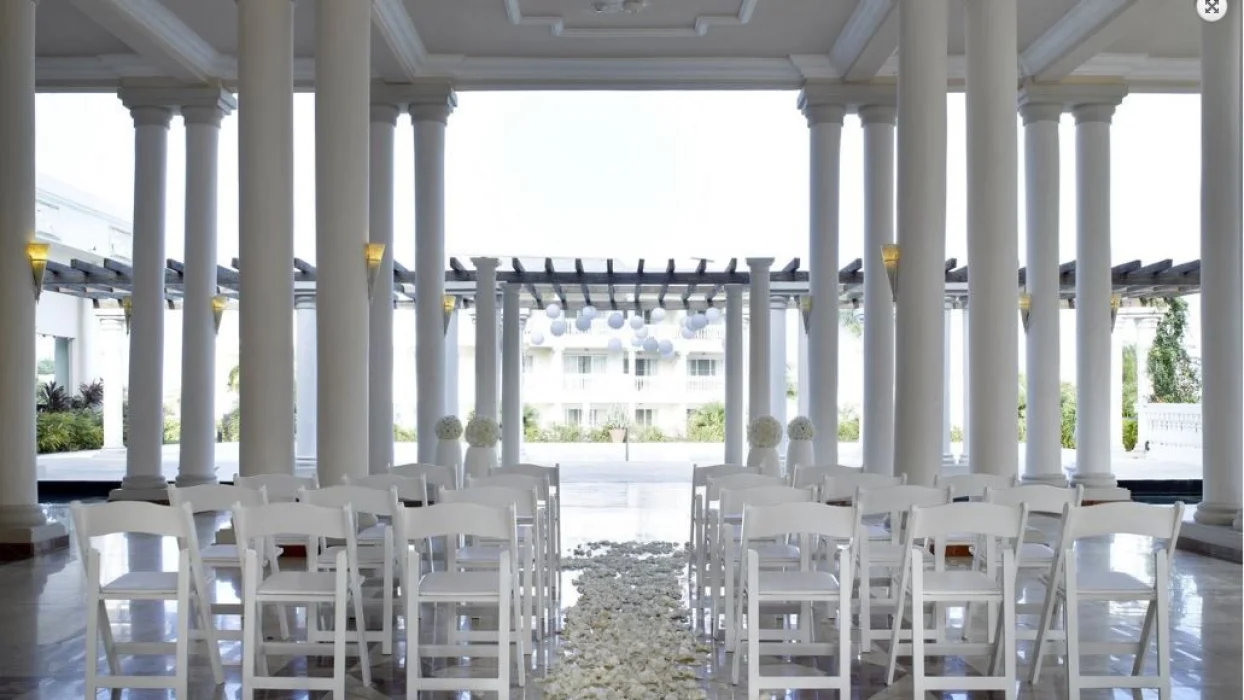 Ceremony decor at Grand Palladium Jamaica