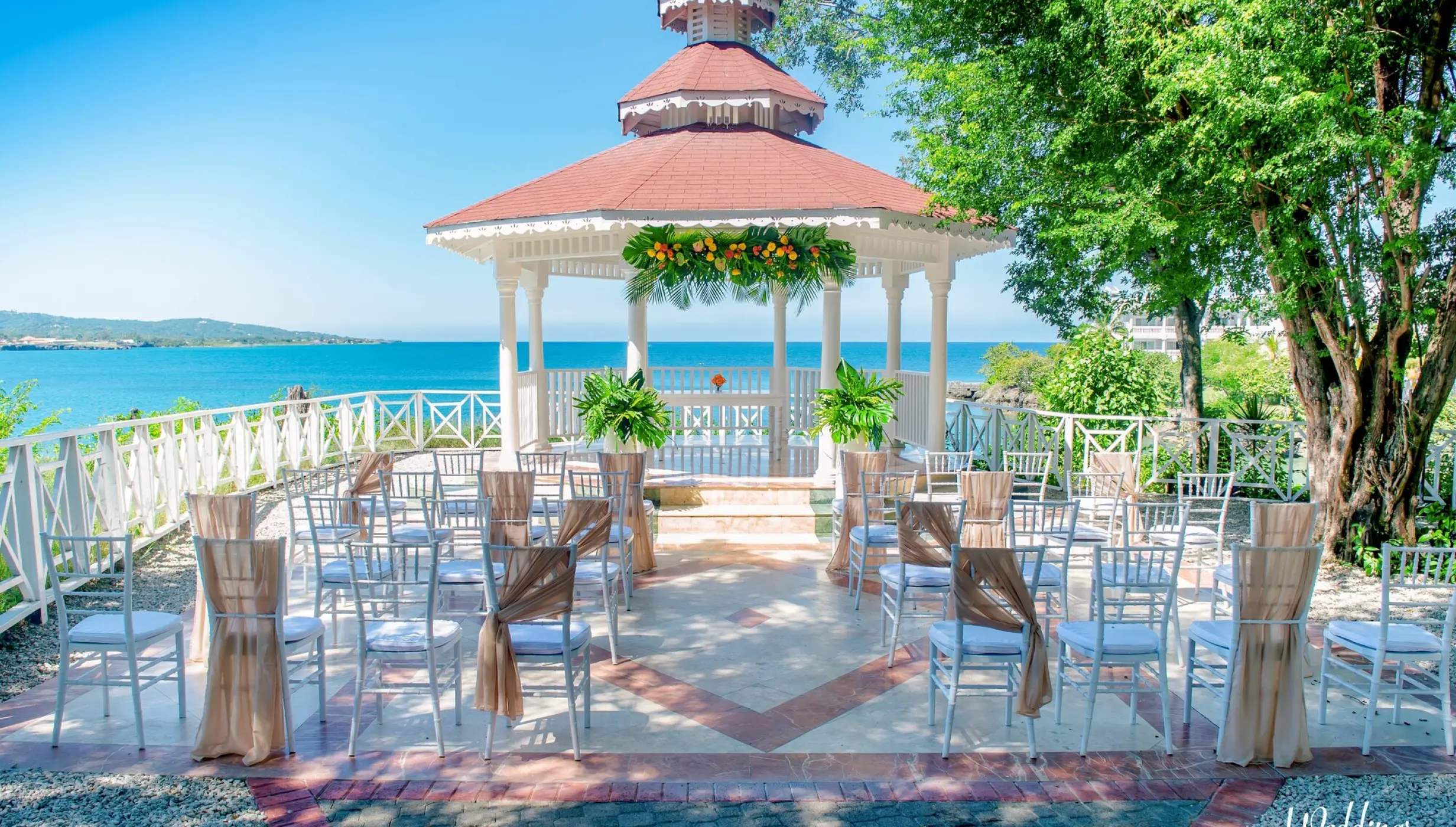 wedding ceremony in the gazebo at Grand Palladium Jamaica