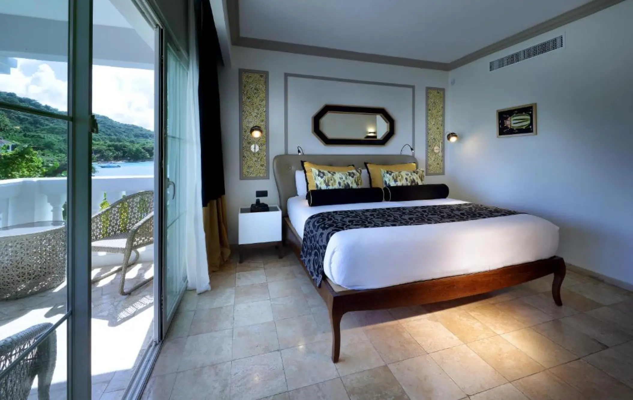 Grand Palladium Lady Hamilton suite with a balcony overlooking the ocean, Ocho Rios
