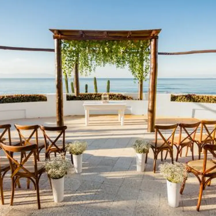 Bougainvillea Terrace wedding ceremony at Grand Palladium Vallarta, Puerto Vallarta