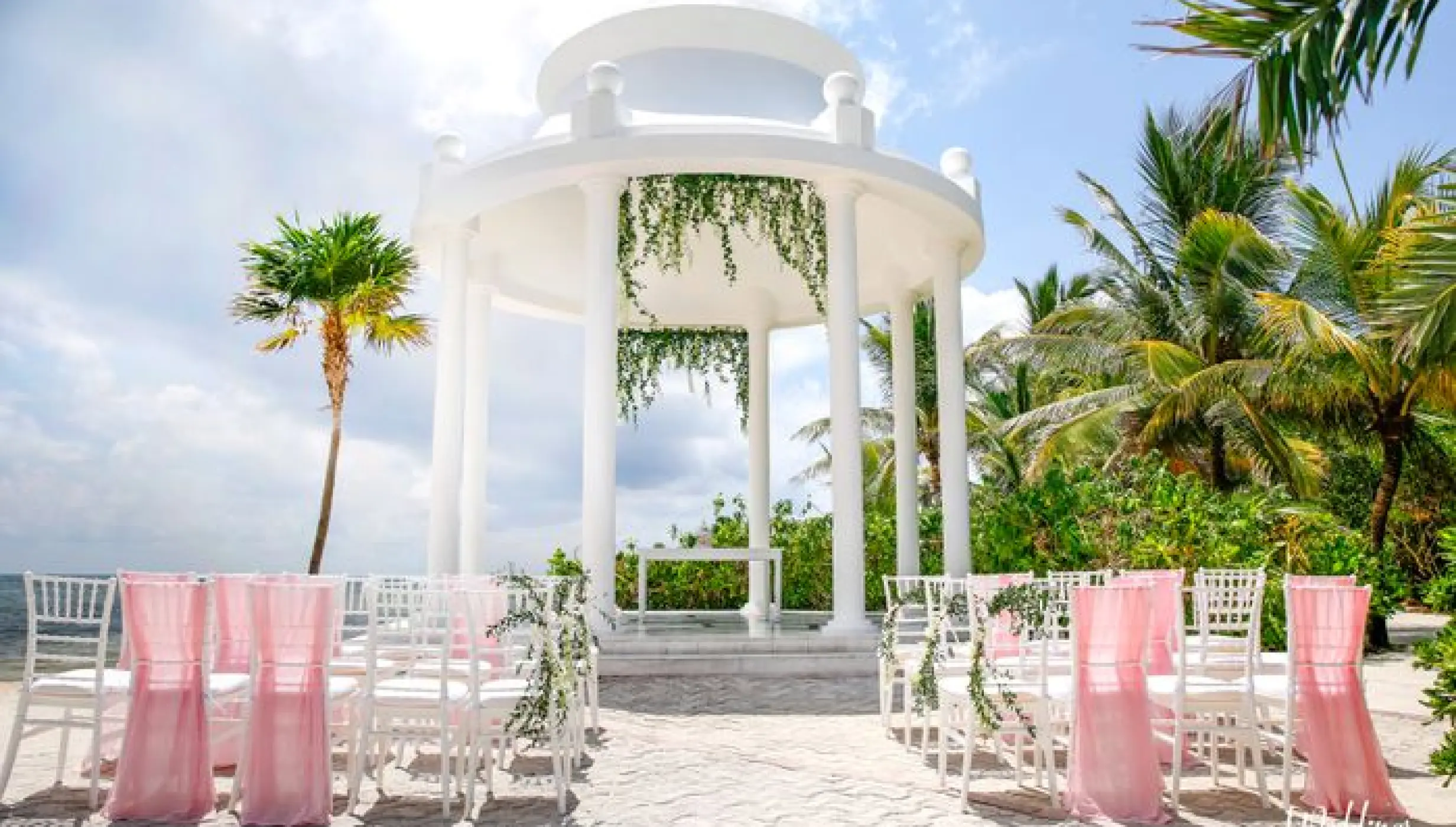 beach gazebo venue at grand palladium colonial resort