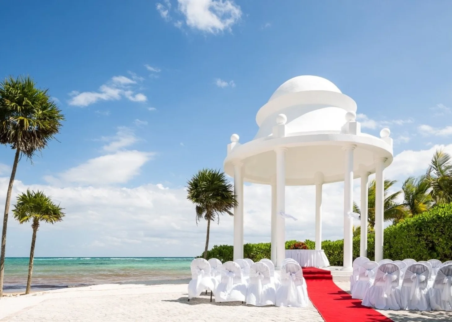 GRAND PALLADIUM GAZEBO