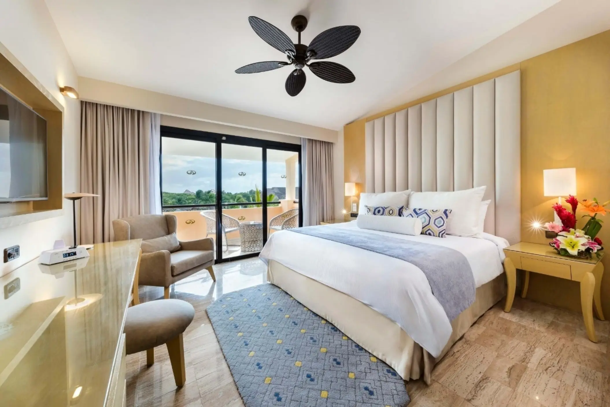 Modern suite with balcony at Grand Palladium White Sand, Riviera Maya