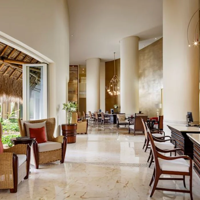 GRAND VELAS RIVIERA MAYA. LOBBY
