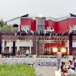 Backyard wedding venue at Hard Rock