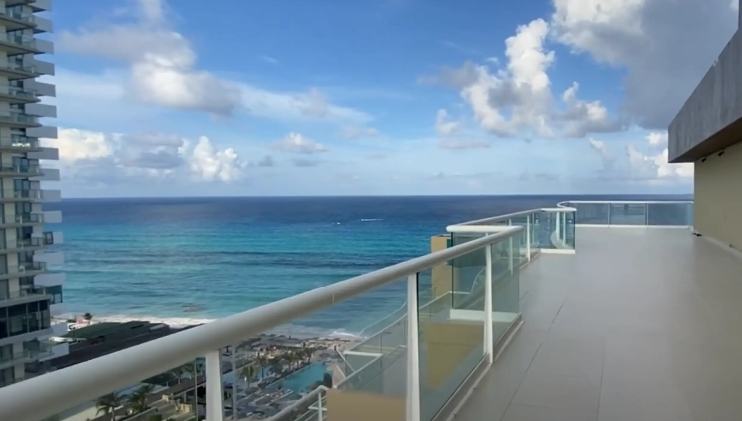 Diamond Terrace by Hard Rock Cancun