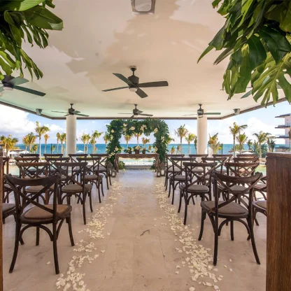 Vistas Wedding Venue standard ceremony setup.