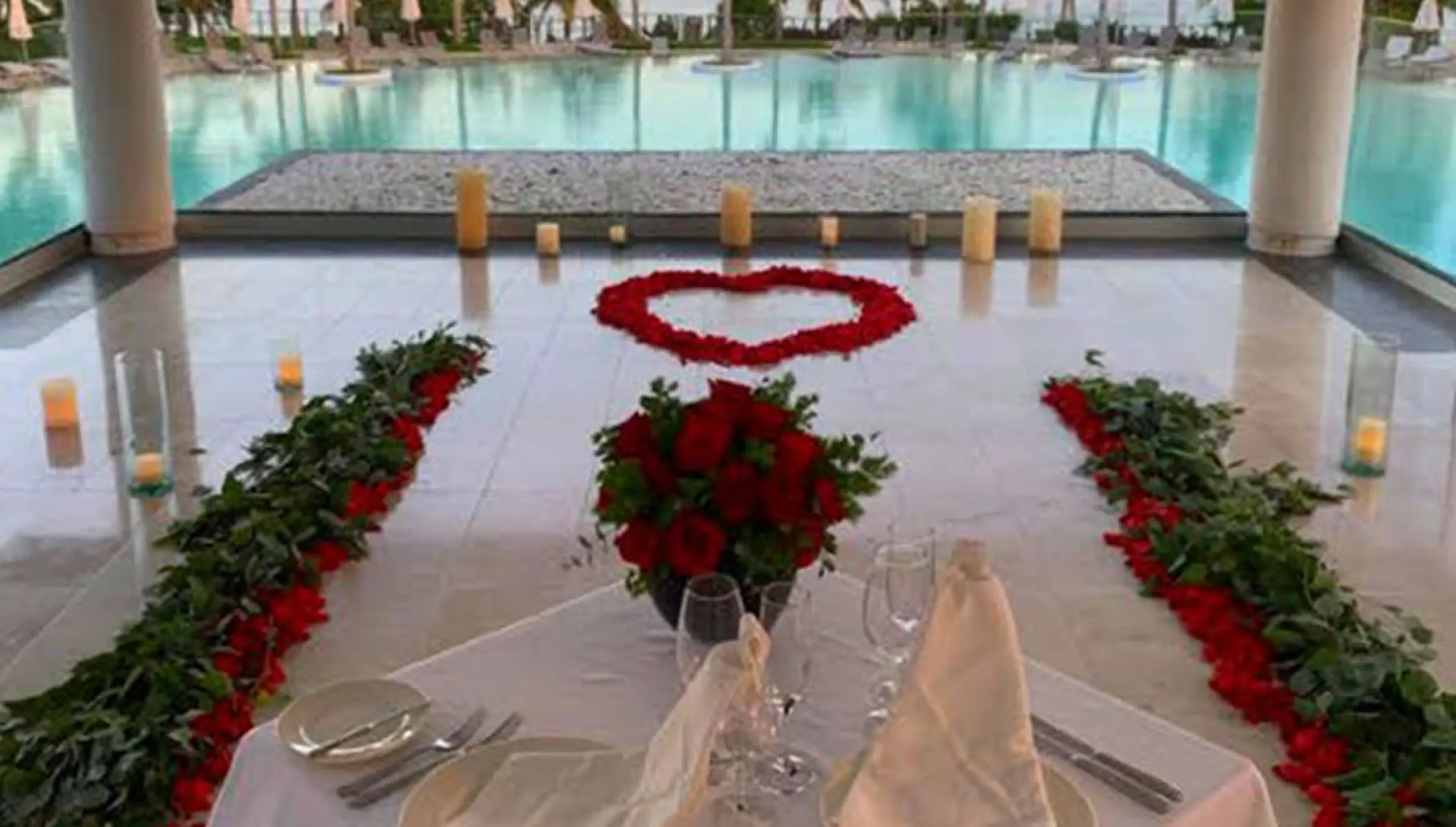 Vistas Wedding Venue romantic dinner setup.