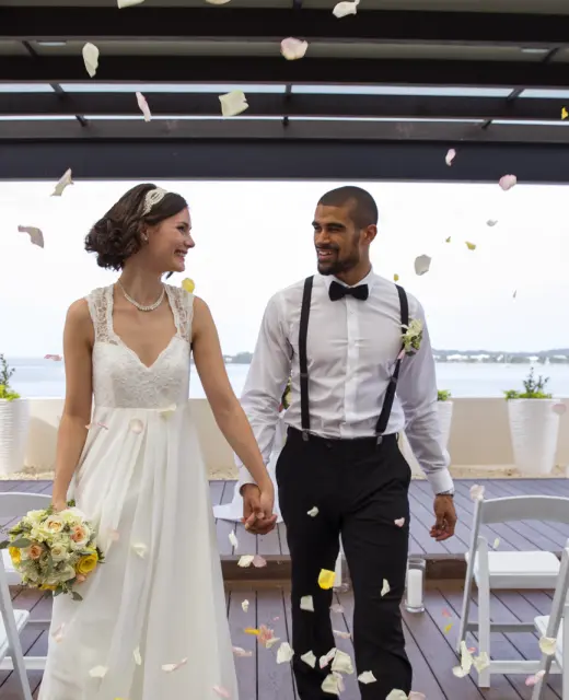 Couple in the sky weddint at Hideaway at Royalton Negril