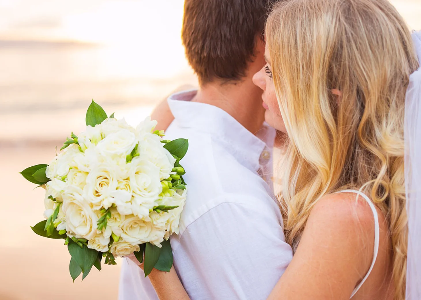 Wedding couple at Hilton Cancun.