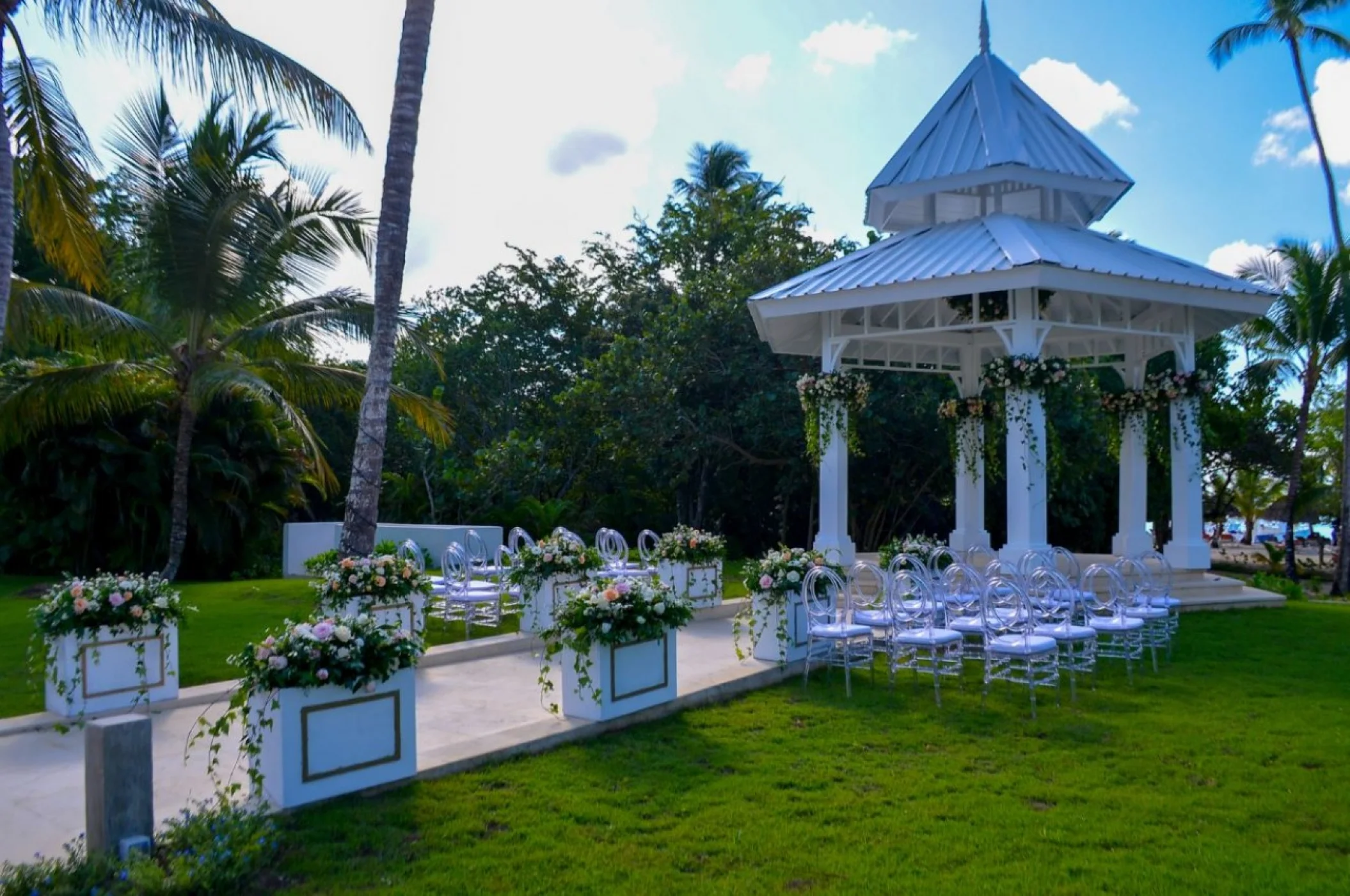 Ceremony decor at the garden gazebo at Secrets La Romana