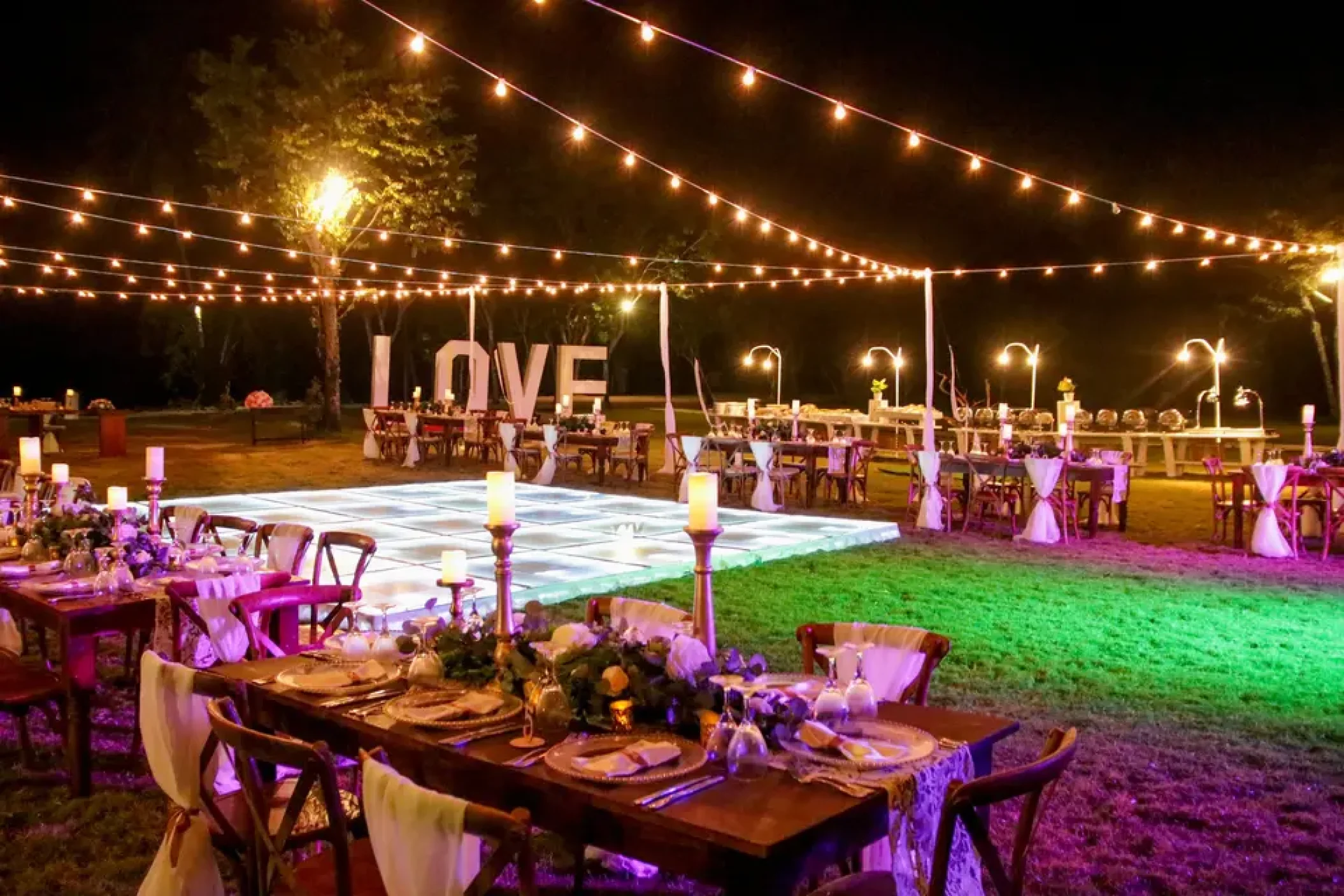 Dinner reception on the garden at Secrets La Romana
