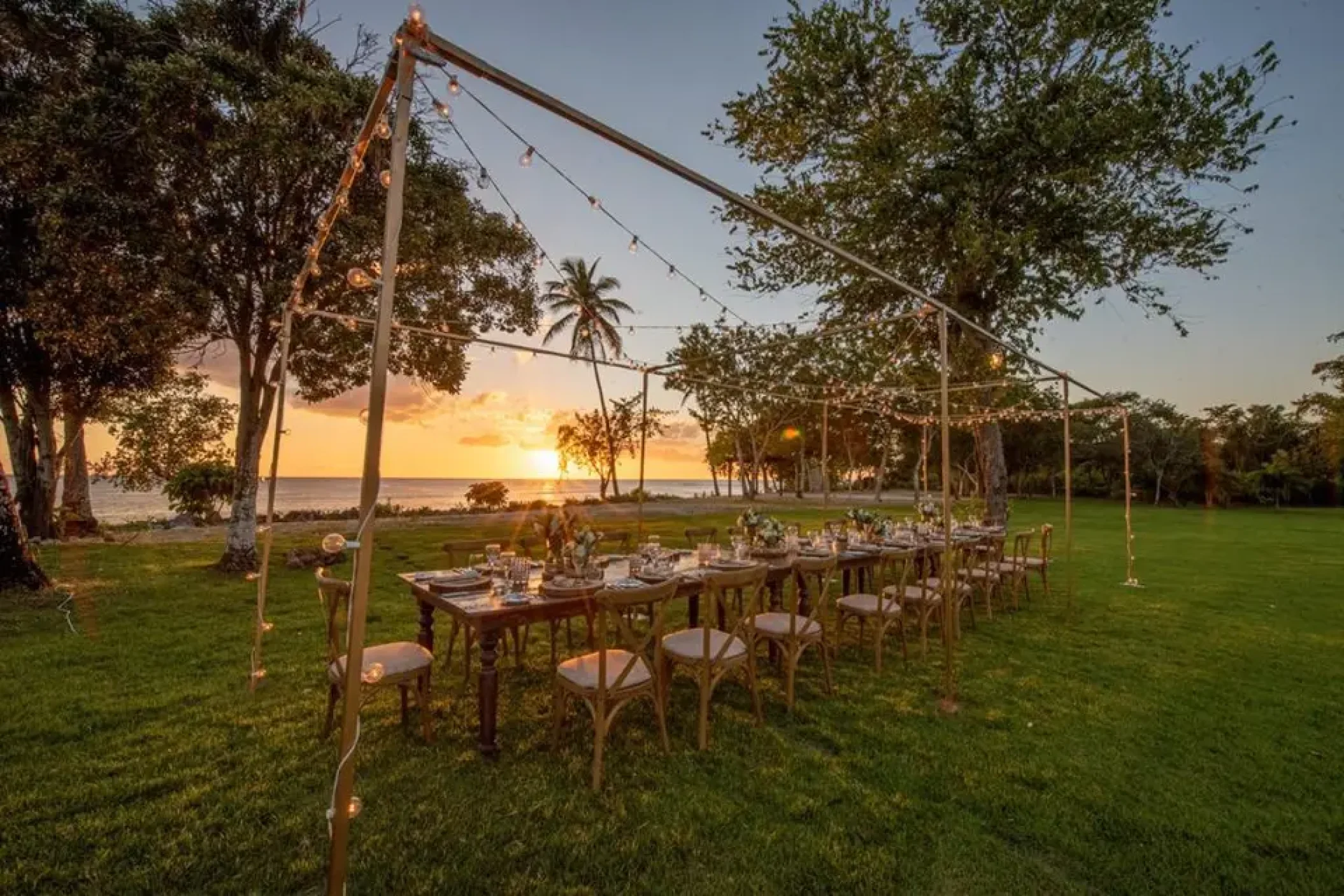 Seaside garden venue at Secrets La Romana
